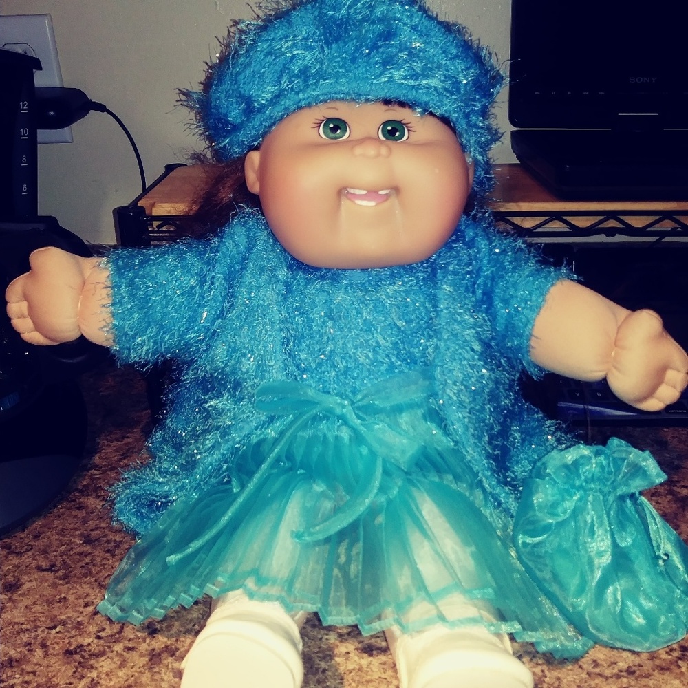 Cabbage patch doll 2001